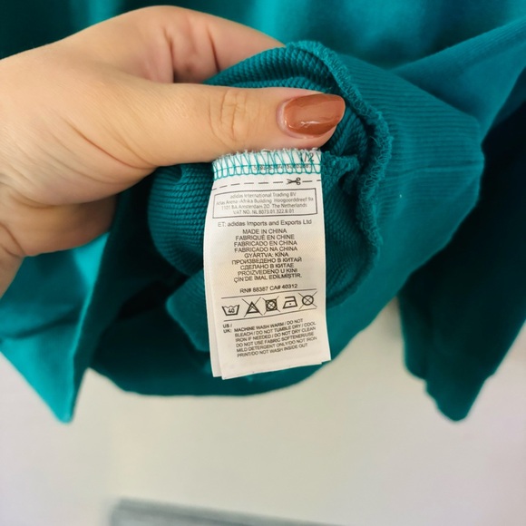 Adidas Pullover Hoodie Sweatshirt Size Medium - Picture 5 of 7